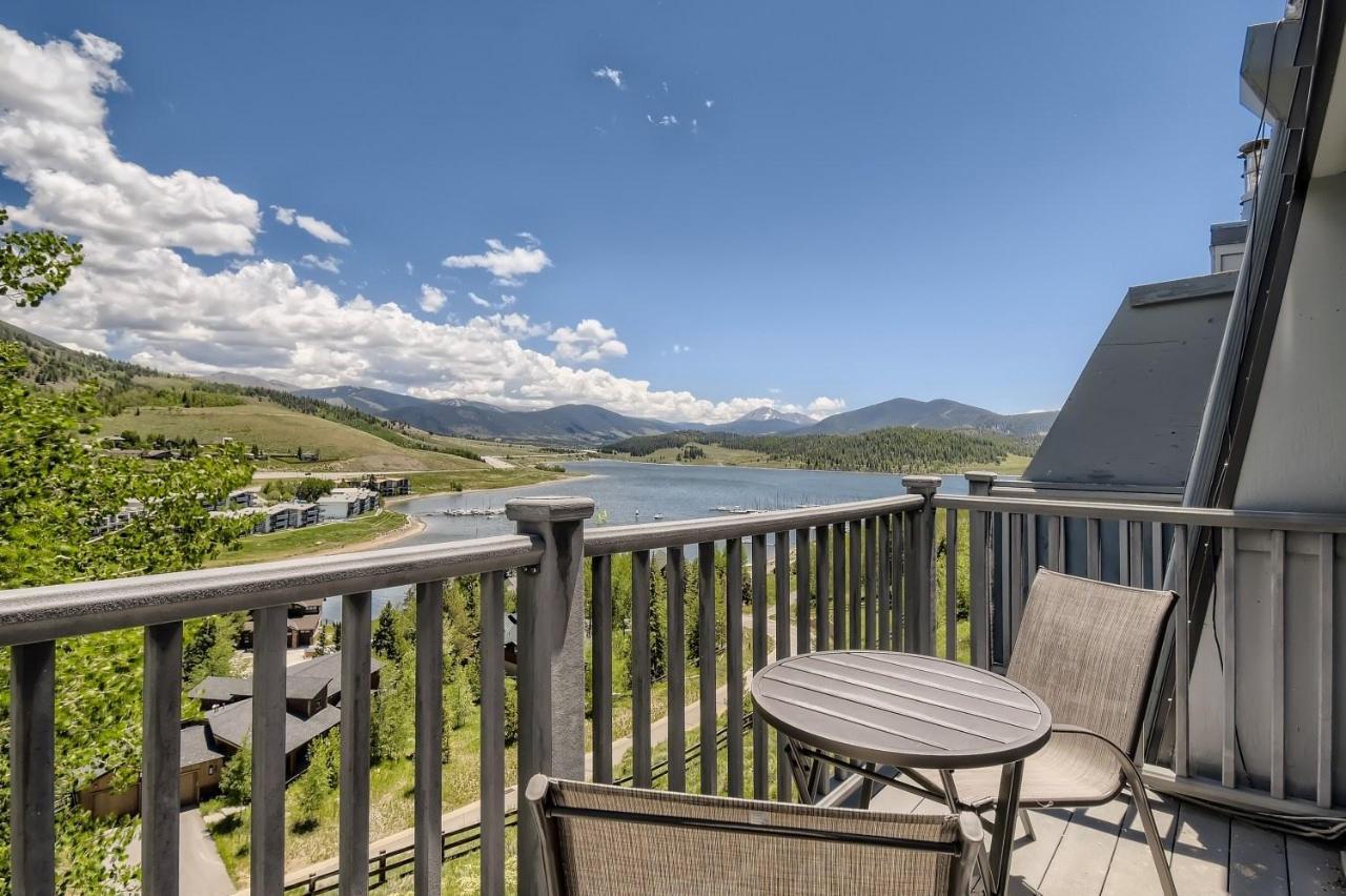 New Listing! Amazing Lake And Mountain Views At This Dillon Condo! Condo Exterior photo